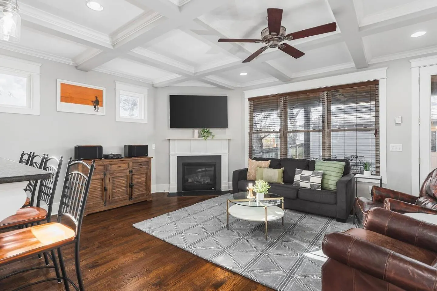 Spacious 11 Bed Germantown Home With 3 Patios Only 1.5 Mi To Broadway Nashville